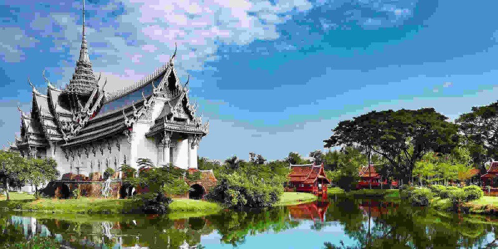 2 Nights Pattaya & 3 Nights Bangkok Holiday or Honeymoon Package